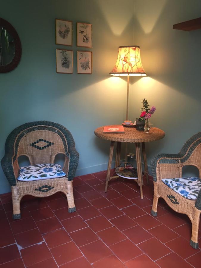 Damechouette Bed & Breakfast Pujols  Exterior foto